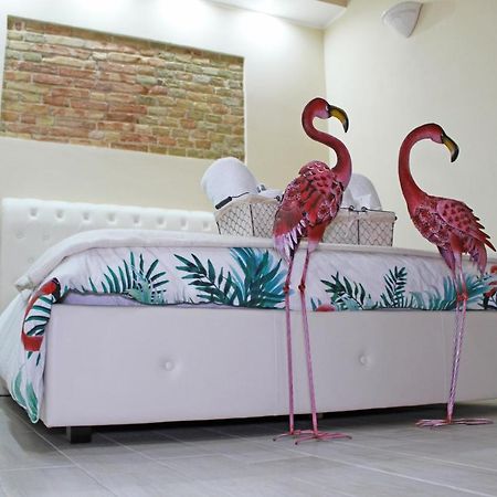 קליארי Flamingo Luxury Apartment Ajpsardinia מראה חיצוני תמונה