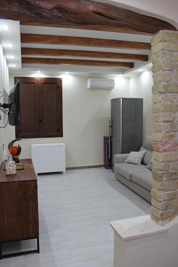 קליארי Flamingo Luxury Apartment Ajpsardinia מראה חיצוני תמונה