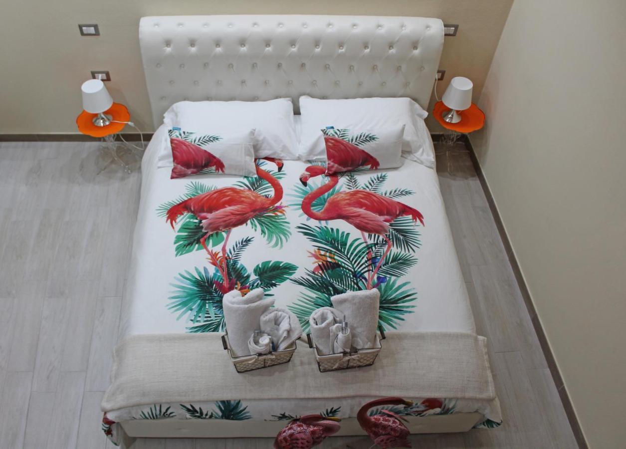 קליארי Flamingo Luxury Apartment Ajpsardinia מראה חיצוני תמונה