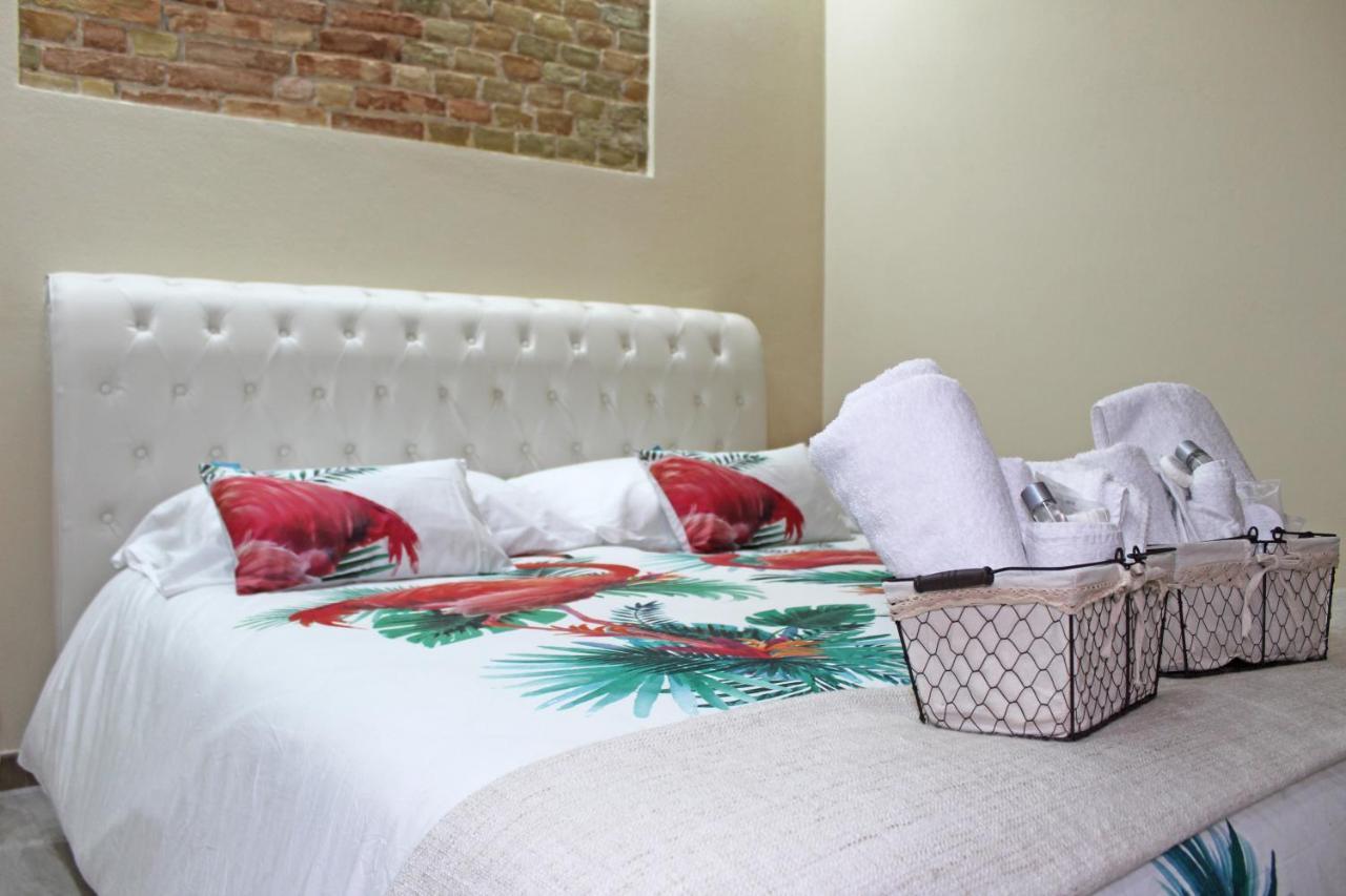 קליארי Flamingo Luxury Apartment Ajpsardinia מראה חיצוני תמונה