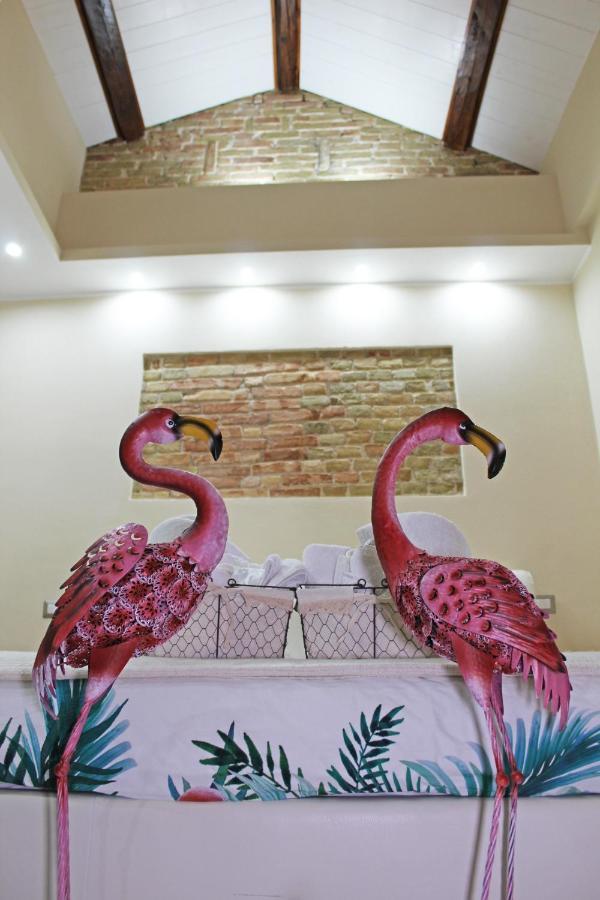 קליארי Flamingo Luxury Apartment Ajpsardinia מראה חיצוני תמונה