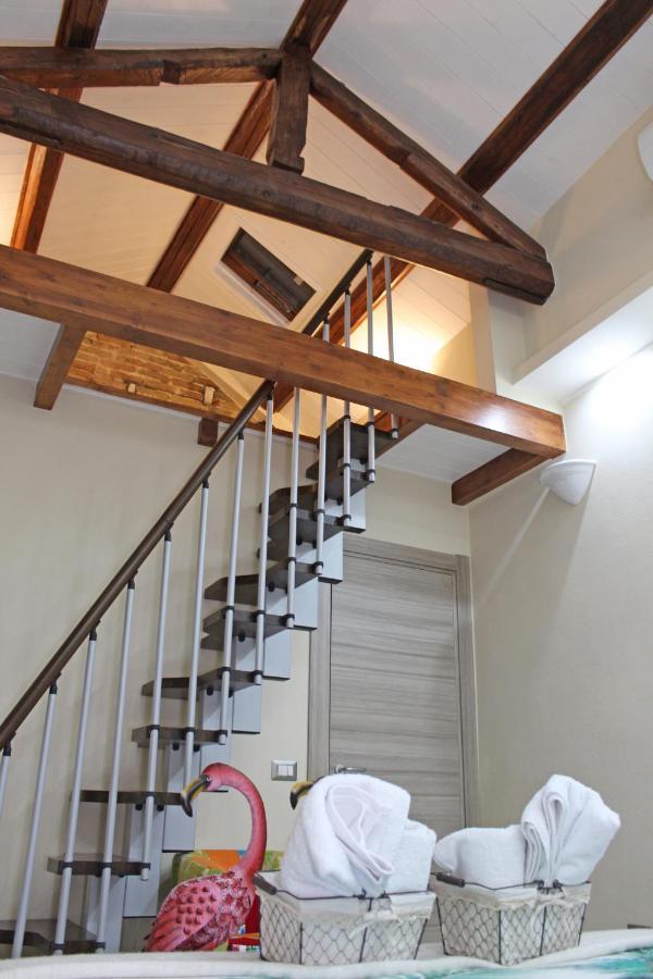 קליארי Flamingo Luxury Apartment Ajpsardinia מראה חיצוני תמונה