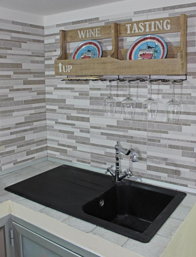 קליארי Flamingo Luxury Apartment Ajpsardinia מראה חיצוני תמונה